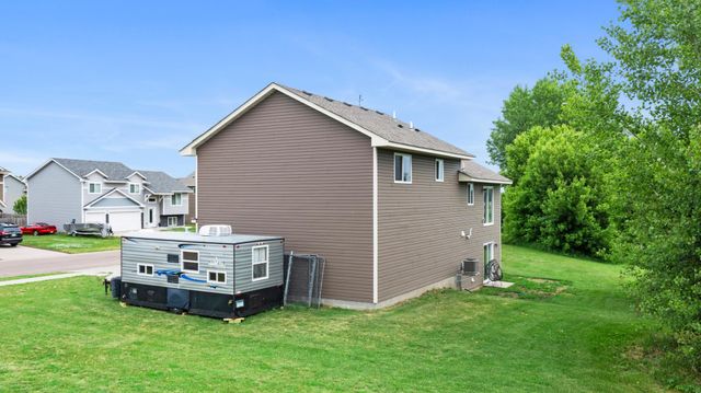 840 Highview Loop SE, Pine City, MN 55063
