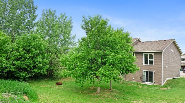 840 Highview Loop SE, Pine City, MN 55063