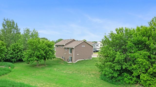 840 Highview Loop SE, Pine City, MN 55063