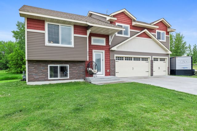840 Highview Loop SE, Pine City, MN 55063