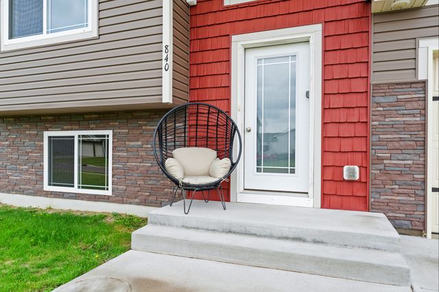 840 Highview Loop SE, Pine City, MN 55063