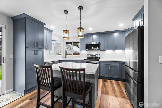 901 Bathke Avenue, Enumclaw, WA 98022