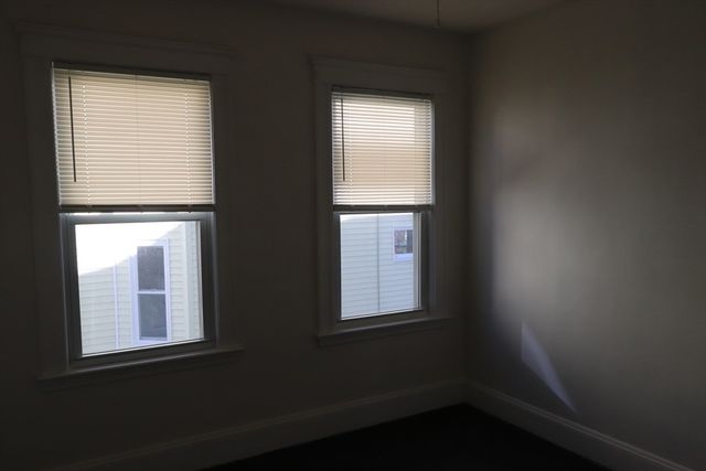 8 Irma Ave 2, Watertown, MA 02472