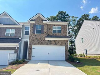 3240 Greyton Drive, Buford, GA 30519