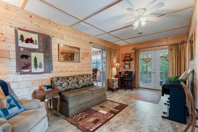 245 Bonanza Drive, Kimberling City, MO 65686