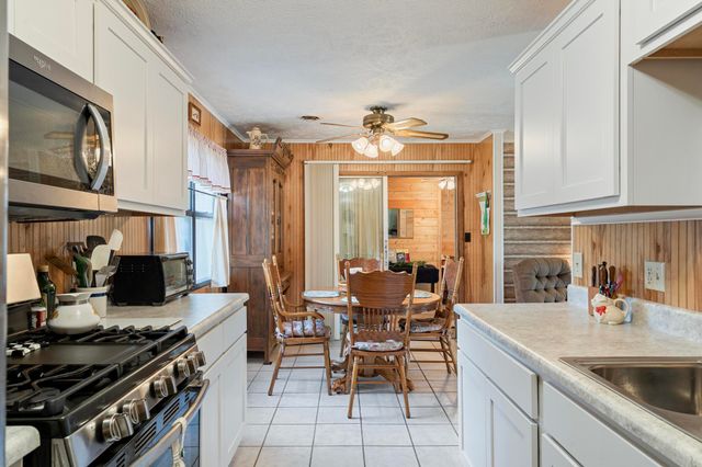 245 Bonanza Drive, Kimberling City, MO 65686