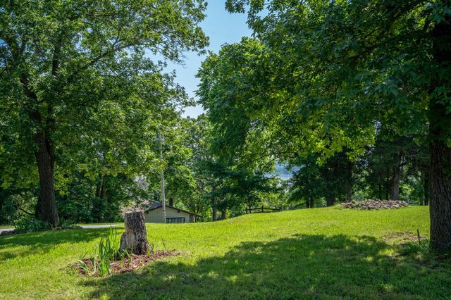 245 Bonanza Drive, Kimberling City, MO 65686
