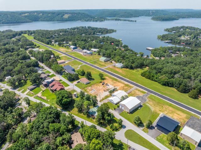 245 Bonanza Drive, Kimberling City, MO 65686