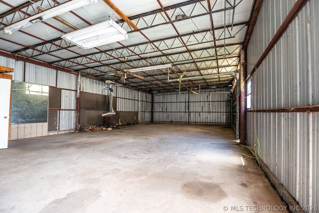 15615 Buchanan Road, Mounds, OK 74047