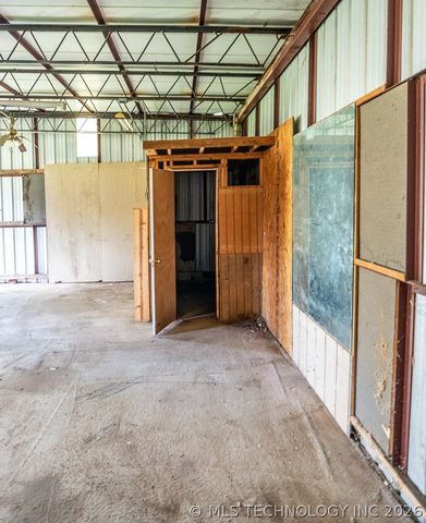 15615 Buchanan Road, Mounds, OK 74047