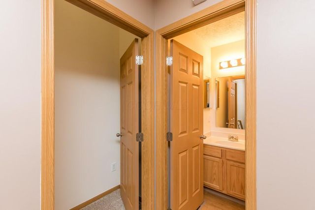 5975 Pennington Creek Drive, Dublin, OH 43016