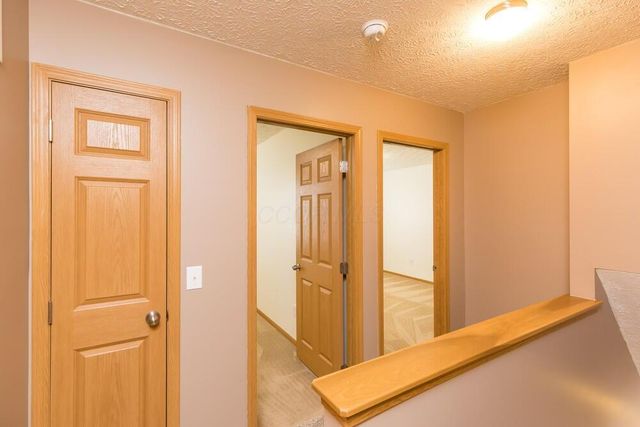 5975 Pennington Creek Drive, Dublin, OH 43016