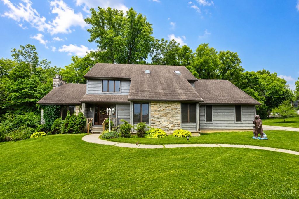 1749 Gloucester Drive, Fairfield, OH 45014