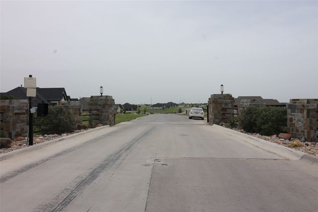 4029 FALL CREEK Drive, Weatherford, TX 76087