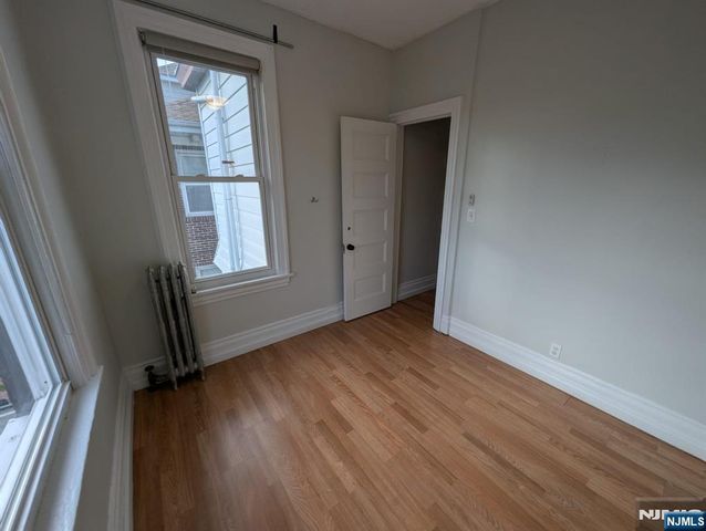 124 2nd Avenue 1, Newark, NJ 07104