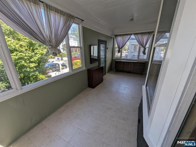 124 2nd Avenue 1, Newark, NJ 07104