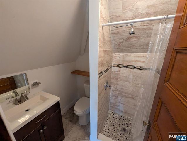 124 2nd Avenue 1, Newark, NJ 07104