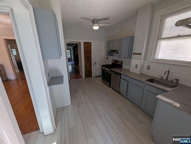 124 2nd Avenue 1, Newark, NJ 07104