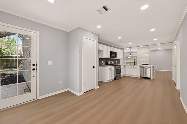 9610 Cabin Creek Drive, Houston, TX 77064