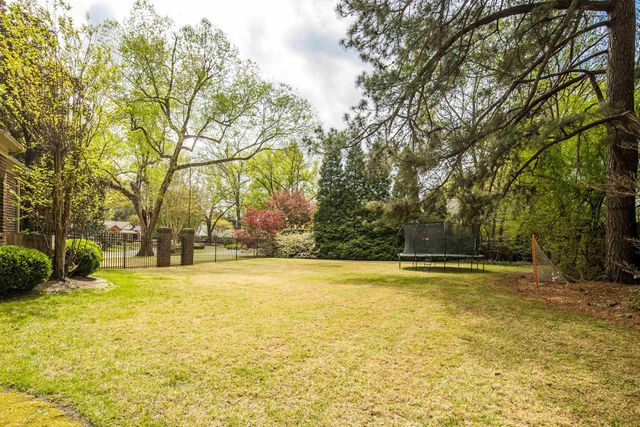 101 N GROVE PARK RD, Memphis, TN 38117