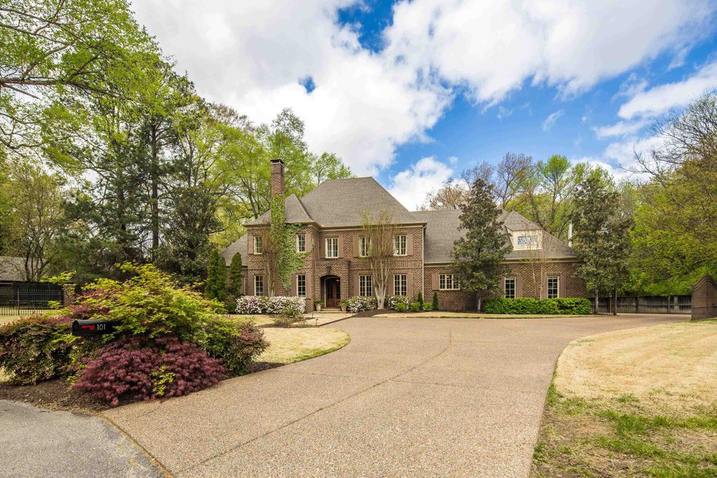 101 N GROVE PARK RD, Memphis, TN 38117