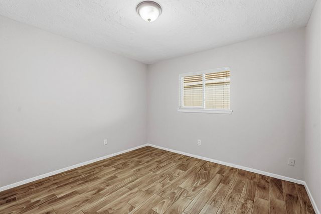 10011 Shell Rock Road, La Porte, TX 77571