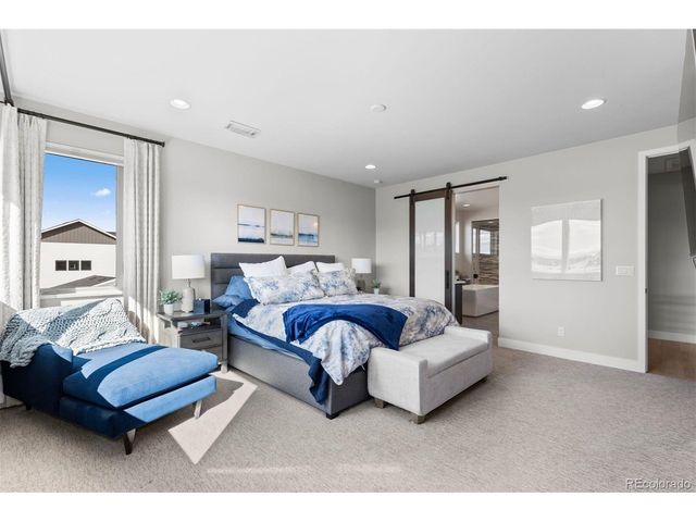 6519 Canyonpoint Rd, Castle Pines, CO 80108