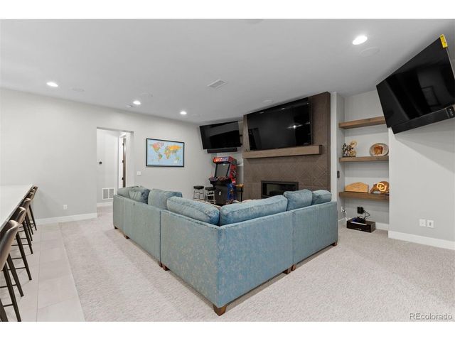 6519 Canyonpoint Rd, Castle Pines, CO 80108