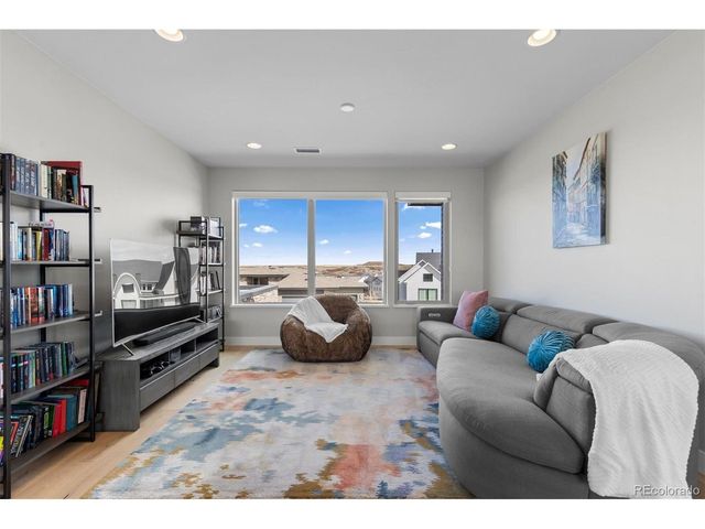 6519 Canyonpoint Rd, Castle Pines, CO 80108