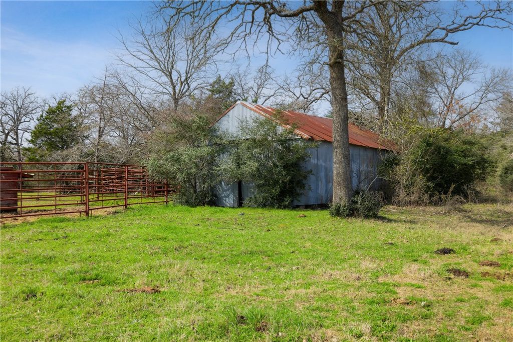 6804 CR 126, Caldwell, TX 77836 — photo 5