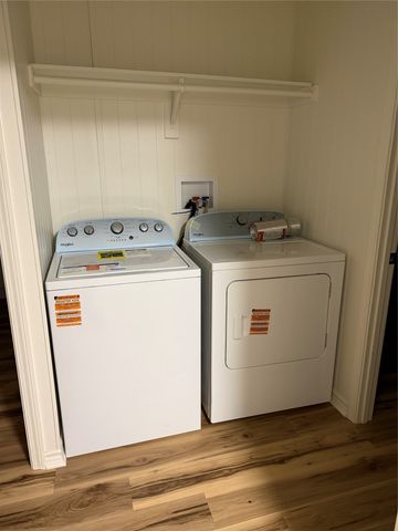 305 W Bryant Street, Elm Mott, TX 76640