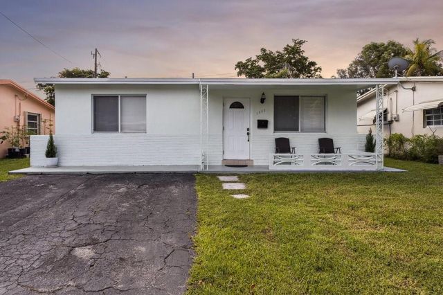 6888 NW 30th St, Sunrise, FL 33313