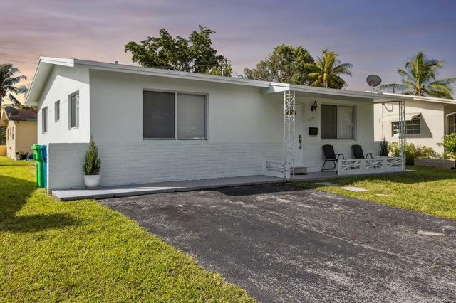 6888 NW 30th St, Sunrise, FL 33313