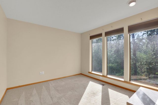 821 S Azalea Dr, Spokane, WA 99224