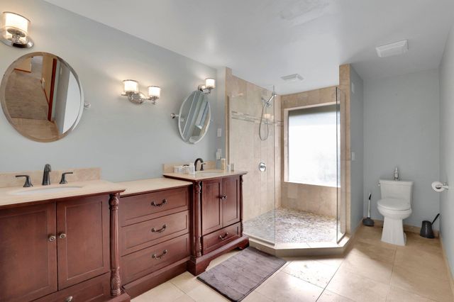 821 S Azalea Dr, Spokane, WA 99224
