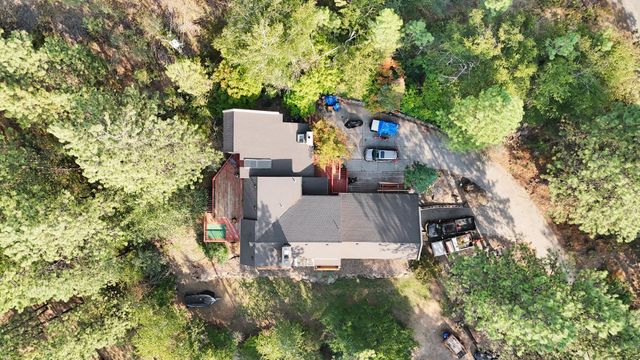 821 S Azalea Dr, Spokane, WA 99224