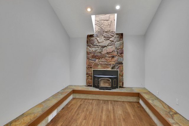 821 S Azalea Dr, Spokane, WA 99224