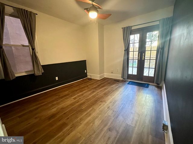 330 N SLOAN ST, Philadelphia, PA 19104