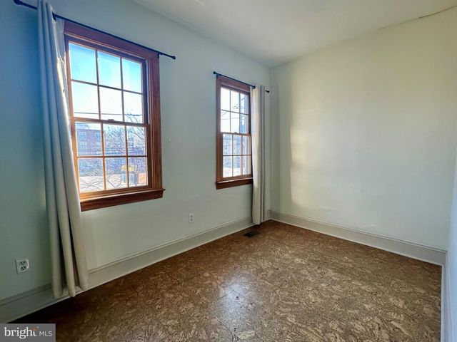 330 N SLOAN ST, Philadelphia, PA 19104