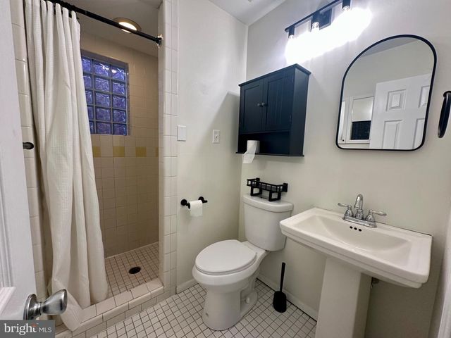 330 N SLOAN ST, Philadelphia, PA 19104