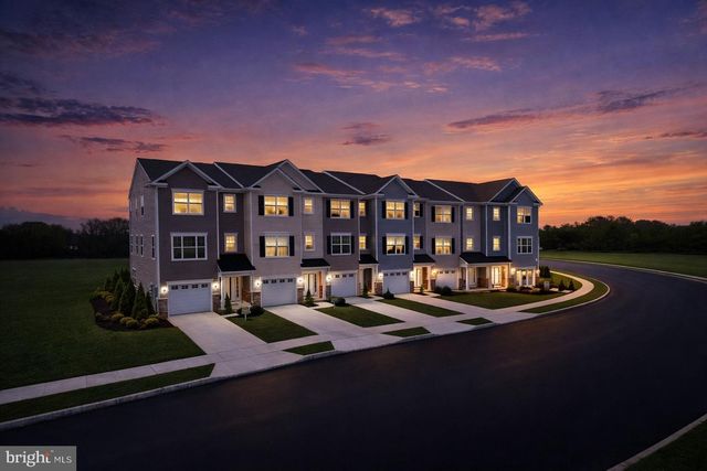 4 SILAS LANE, Laurel Springs, NJ 08021