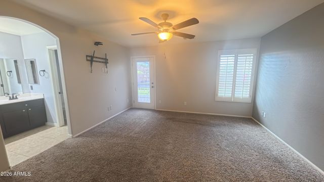 16624 W Saguaro Lane, Surprise, AZ 85388