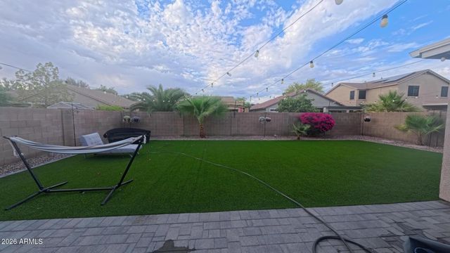 16624 W Saguaro Lane, Surprise, AZ 85388
