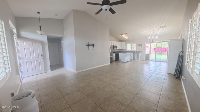 16624 W Saguaro Lane, Surprise, AZ 85388