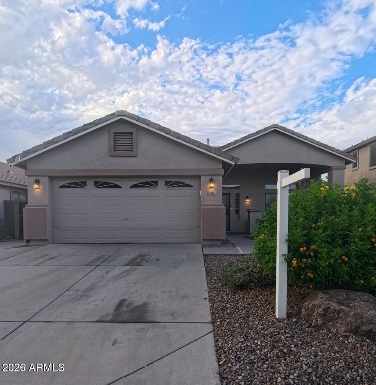16624 W Saguaro Lane, Surprise, AZ 85388