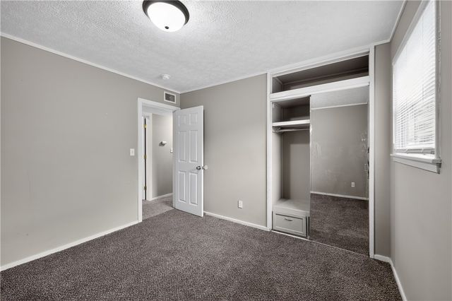 5255 Ferngrove Drive, Dayton, OH 45432