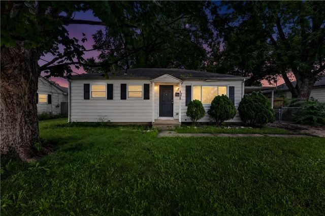 5255 Ferngrove Drive, Dayton, OH 45432