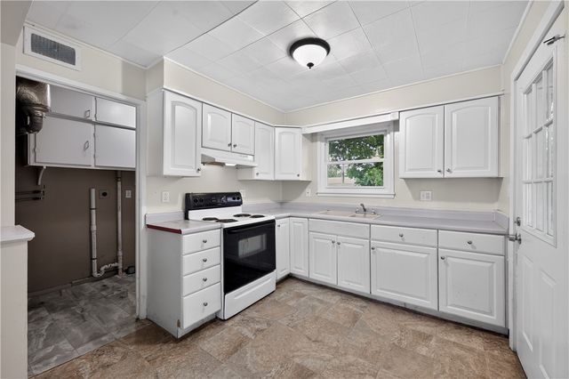 5255 Ferngrove Drive, Dayton, OH 45432