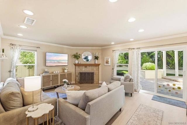 7746 Goldfish, San Diego, CA 92129