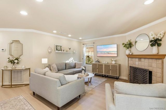 7746 Goldfish, San Diego, CA 92129